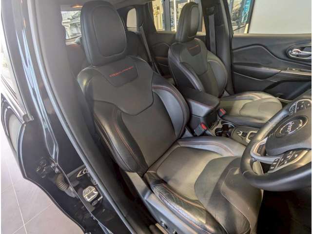 ジープ チェロキー トレイルホーク ４ＷＤ H29年 (四国) 99