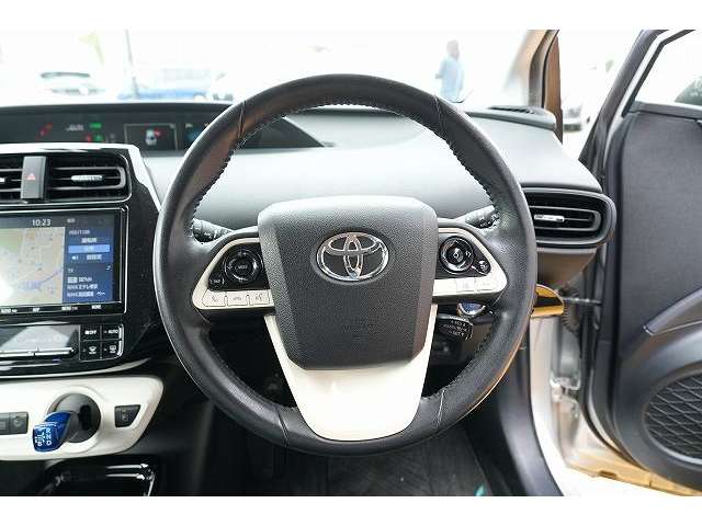 トヨタ プリウス １．８ Ｓ セーフティ プラス H30年 () 99