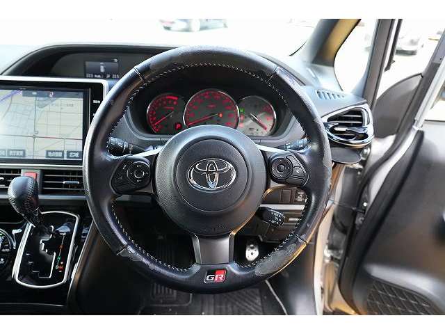 トヨタ ヴォクシー ２．０ ＺＳ ＧＲ スポーツ H30年 () 99