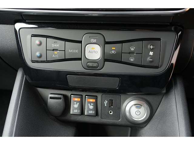 日産 リーフ Ｇ H30年 () 99
