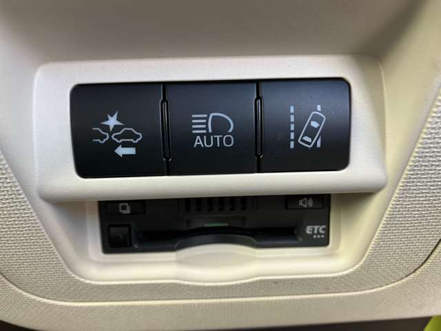 トヨタ スペイド １．５ Ｆ H29年 (関東) 99