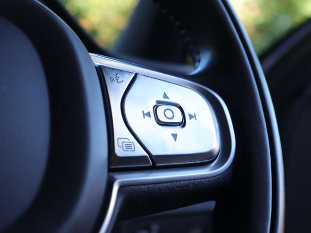 ボルボ Ｖ６０ Ｂ５　インスクリプション R3年 (関東) 99