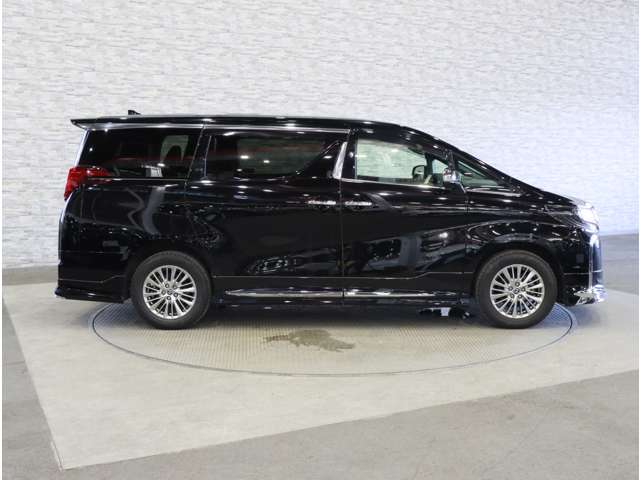 トヨタ アルファード　ハイブリッド ハイブリッド ２．５ Ｓ タイプゴールドＩＩ Ｅ－ＦＯＵＲ ４ＷＤ R4年 (関東) 99