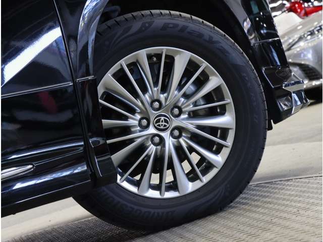 トヨタ アルファード　ハイブリッド ハイブリッド ２．５ Ｓ タイプゴールドＩＩ Ｅ－ＦＯＵＲ ４ＷＤ R4年 (関東) 99