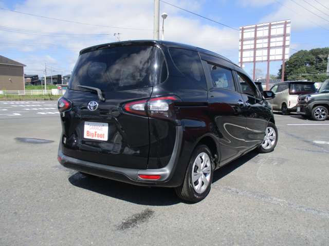 トヨタ シエンタ １．５ ファンベース Ｇ R1年 (関東) 99