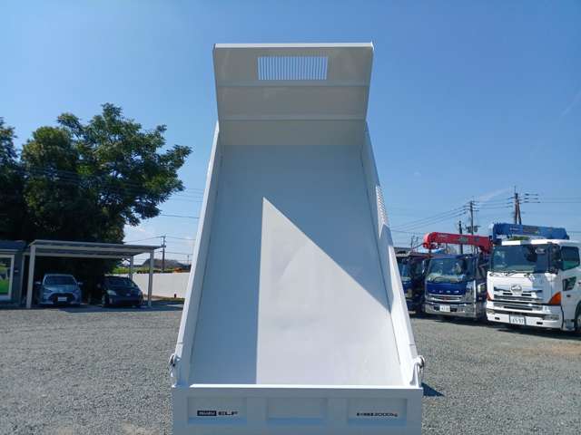 いすゞ エルフ ２トン強化ダンプ 全低床 H27年 (九州・沖縄) 99