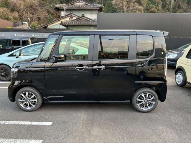 ホンダ Ｎ　ＢＯＸ カスタム ６６０ R8年 (近畿) 99