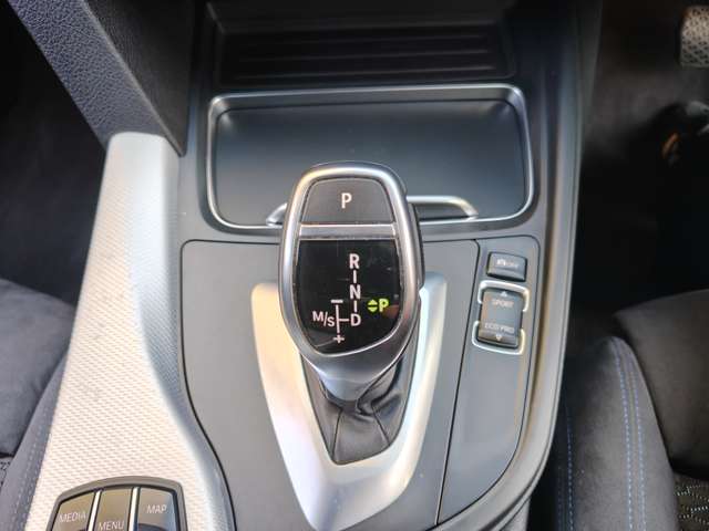 ＢＭＷ ３シリーズ ３２０ｉ　Ｍスポーツ H29年 (近畿) 99