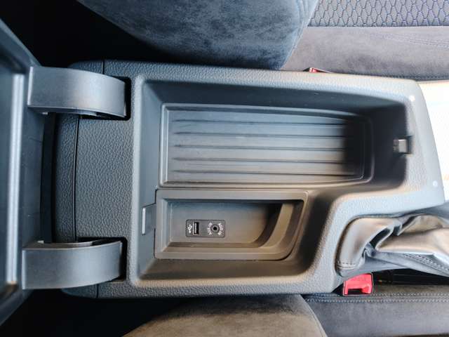 ＢＭＷ ３シリーズ ３２０ｉ　Ｍスポーツ H29年 (近畿) 99