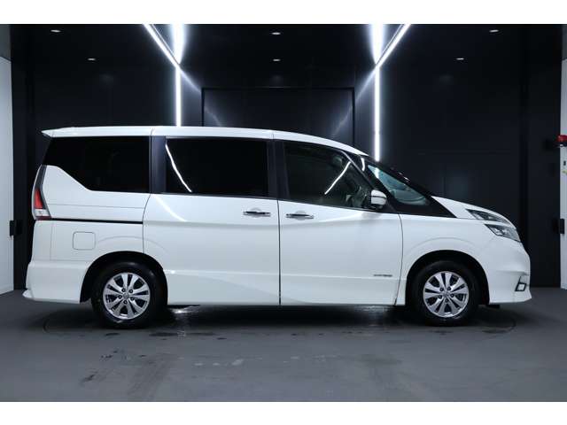 日産 セレナ ２．０ ハイウェイスター ＶセレクションＩＩ ４ＷＤ R1年 (北海道) 99