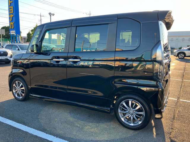 ホンダ Ｎ　ＢＯＸ カスタム ６６０ Ｌ R4年 (関東) 99