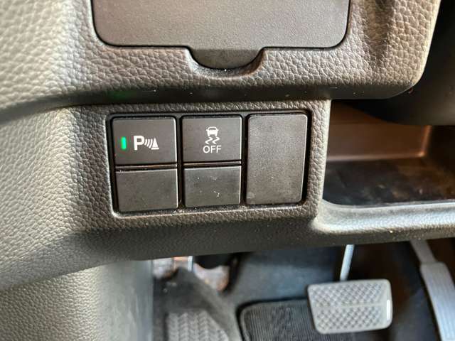 ホンダ Ｎ　ＢＯＸ カスタム ６６０ Ｌ R4年 (関東) 99