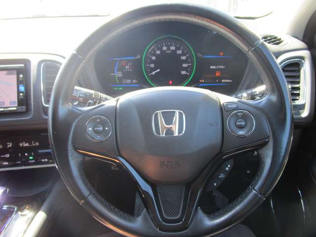 ホンダ ヴェゼル １．５ ハイブリッド Ｚ H27年 (関東) 99