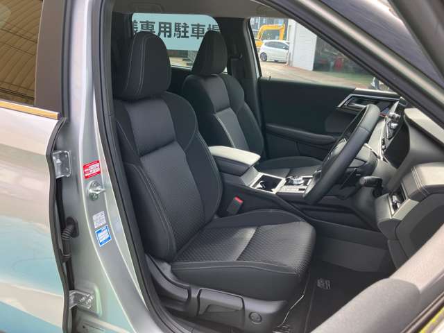 三菱 アウトランダーＰＨＥＶ ＰＨＥＶ ２．４ Ｍ ４ＷＤ R4年 (甲信越・北陸) 99
