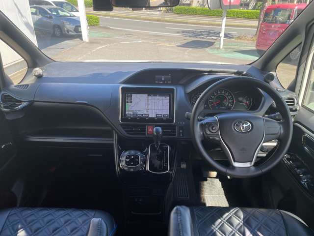トヨタ ヴォクシー ２．０ ＺＳ H29年 () 99