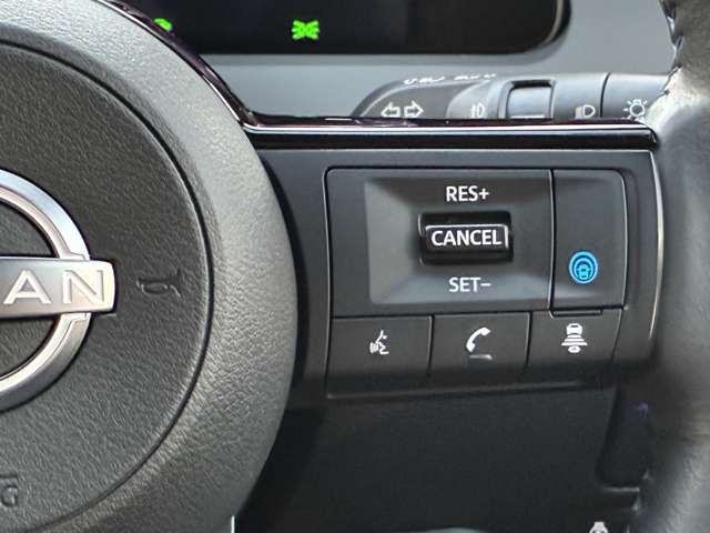 日産 ノート １．２ ＡＵＴＥＣＨ ＦＯＵＲ ４ＷＤ R3年 () 99