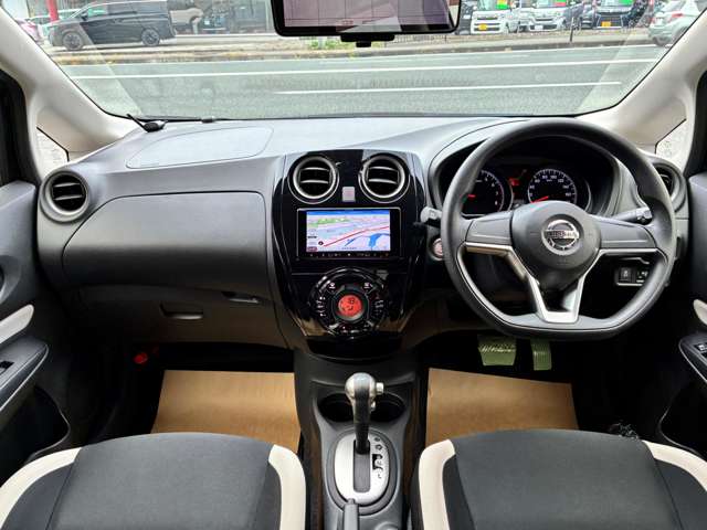 日産 ノート １．２ Ｘ ＦＯＵＲ ４ＷＤ H29年 () 99