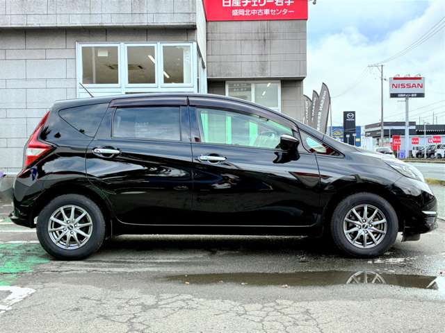 日産 ノート １．２ Ｘ ＦＯＵＲ ４ＷＤ H29年 () 99