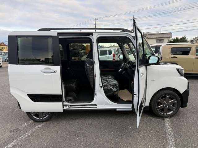 ダイハツ タント ６６０ ファンクロスターボ リミテッド R8年 (関東) 99