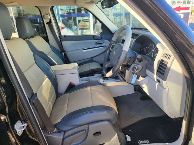 ジープ チェロキー リミテッド ４ＷＤ H20年 (関東) 99