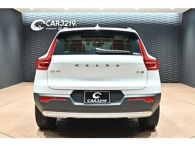 ボルボ ＸＣ４０ Ｂ４ ＡＷＤ モメンタム ４ＷＤ R3年 () 99