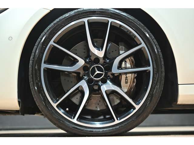 ＡＭＧ Ｅクラス Ｅ５３ ４マチックプラス （ＩＳＧ搭載モデル） ４ＷＤ R1年 () 99