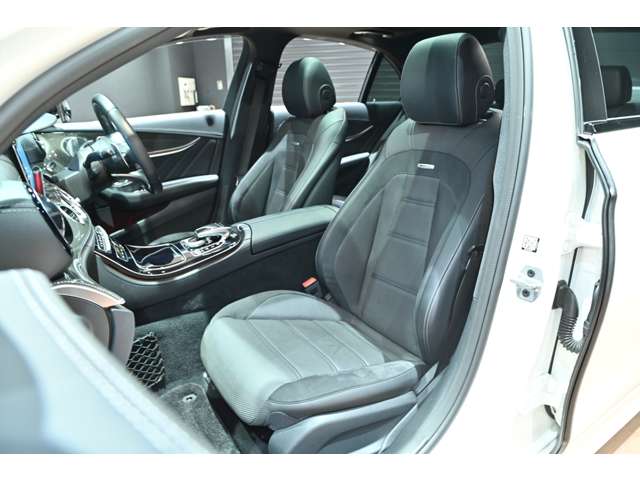 ＡＭＧ Ｅクラス Ｅ５３ ４マチックプラス （ＩＳＧ搭載モデル） ４ＷＤ R1年 () 99