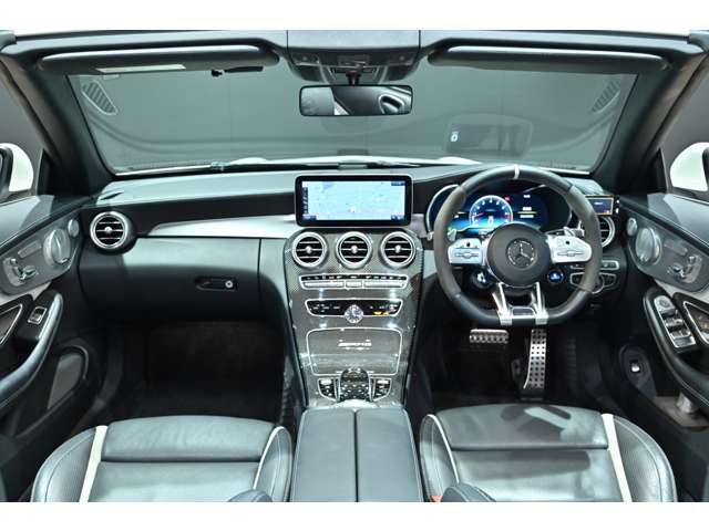 ＡＭＧ Ｃクラスカブリオレ Ｃ６３ Ｓ R1年 () 99