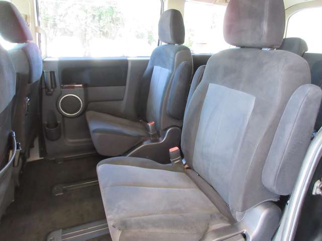 三菱 デリカ　Ｄ：５ ２．４ シャモニー ４ＷＤ H23年 (関東) 99