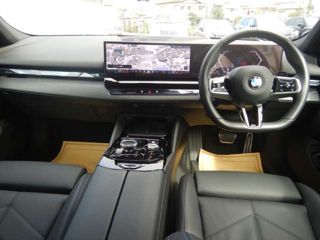 ＢＭＷ ５シリーズ ５２３Ｄ Ｘドライブ Ｍスポーツ ディーゼルターボ ４ＷＤ R6年 (近畿) 99