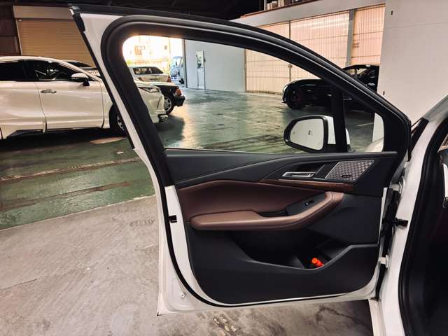 ＢＭＷ ２シリーズアクティブツアラー ２１８Ｉ エクスクルーシブ ＤＣＴ R6年 (近畿) 99