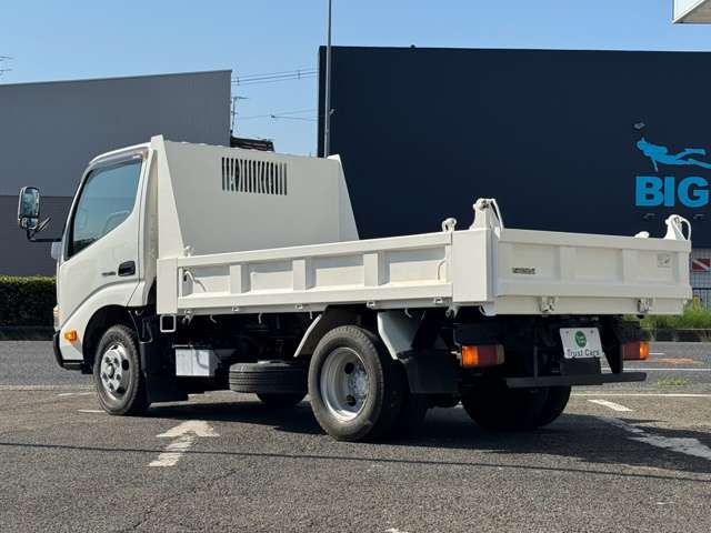 日野自動車 デュトロ ４．０ 強化ダンプ H26年 (近畿) 99
