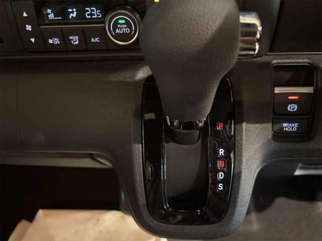 ホンダ Ｎ　ＢＯＸ カスタム ６６０ R8年 (近畿) 99