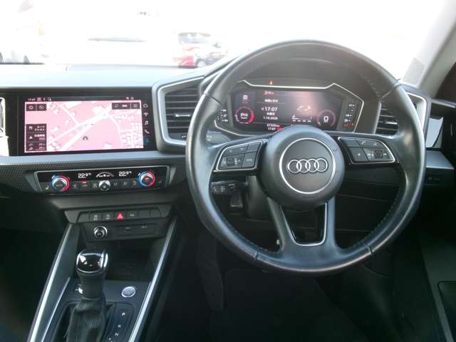 アウディ Ａ１　スポーツバック ３５ ＴＦＳＩ アドバンスト R2年 (九州・沖縄) 99