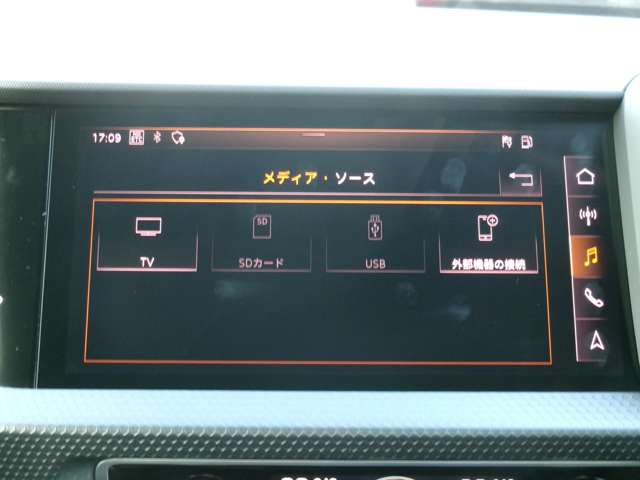アウディ Ａ１　スポーツバック ３５ ＴＦＳＩ アドバンスト R2年 (九州・沖縄) 99