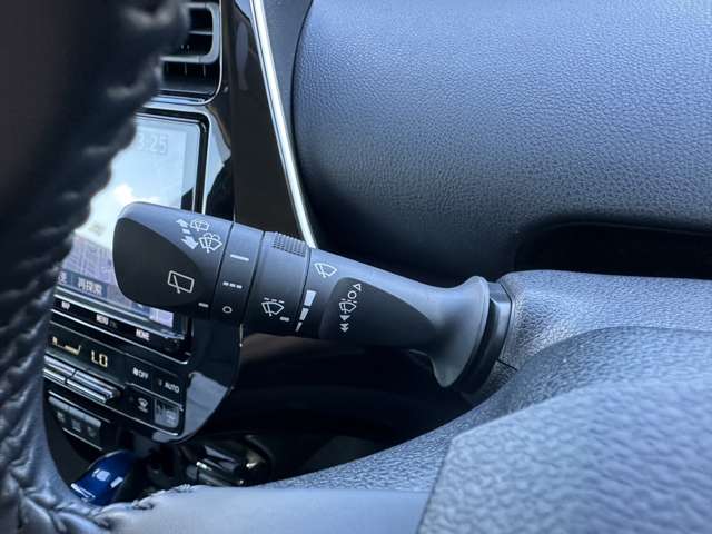 トヨタ プリウス １．８ Ｓ ツーリングセレクション R1年 (関東) 99