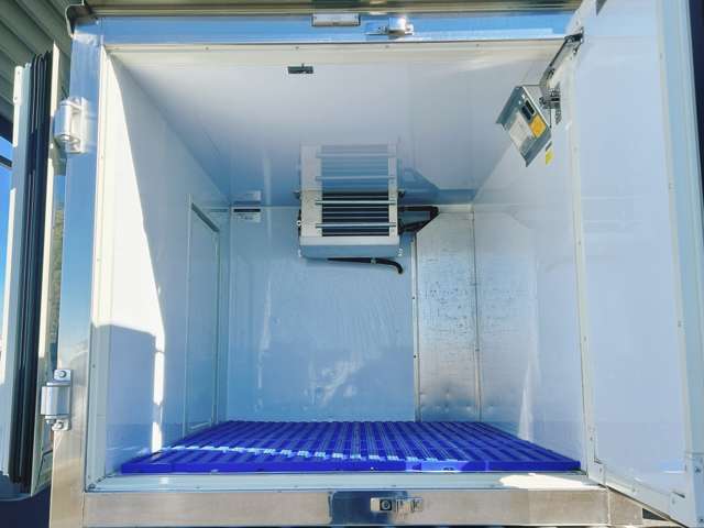 ダイハツ ハイゼットトラック 低温冷蔵冷凍車 －２２℃設定 R4年 (関東) 99