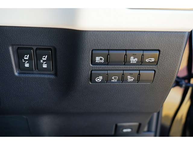 レクサス ＮＸ３００ｈ バージョンＬ H30年 (関東) 99