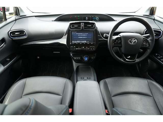 トヨタ プリウス １．８ Ｓ ツーリングセレクション R1年 (関東) 99