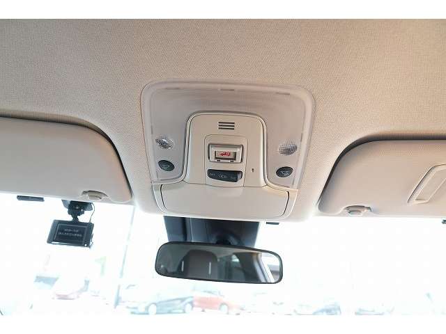 トヨタ プリウス １．８ Ｓ ツーリングセレクション R1年 (関東) 99