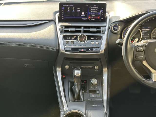 レクサス ＮＸ３００ｈ バージョンＬ R1年 (関東) 99