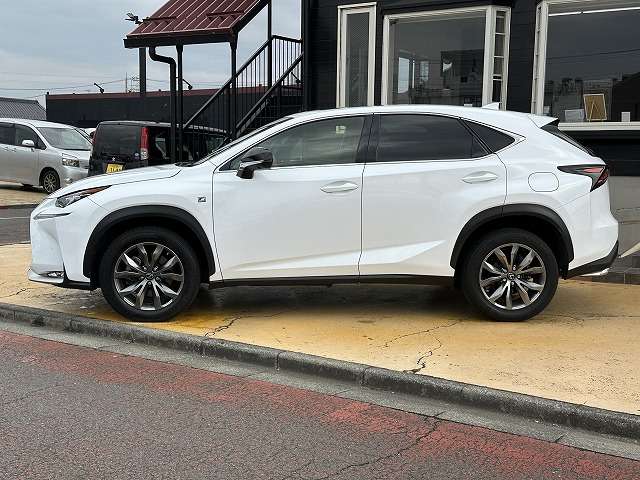 レクサス ＮＸ２００ｔ Ｆスポーツ H28年 (関東) 99