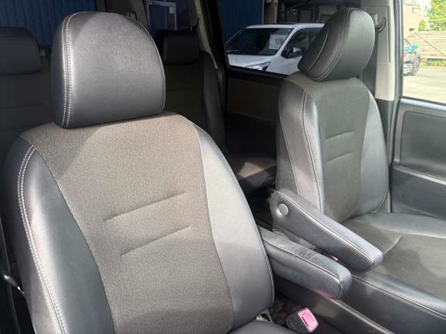 トヨタ ヴォクシー ２．０ ＺＳ 煌Ｚ H25年 (九州・沖縄) 99