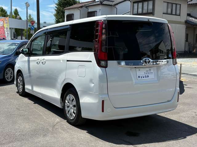 トヨタ ノア ２．０ Ｘ H26年 (九州・沖縄) 99