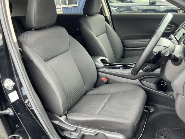 ホンダ ヴェゼル １．５ ハイブリッド Ｘ H27年 (九州・沖縄) 99