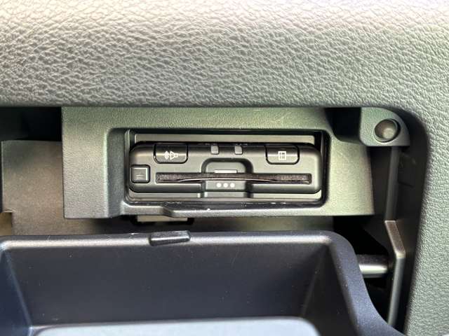 日産 セレナ １．２ Ｅ－ＰＯＷＥＲ ＸＶ R4年 (九州・沖縄) 99