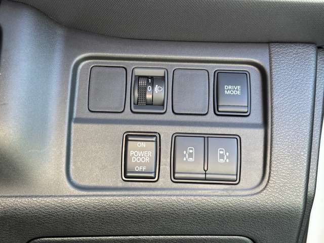 日産 セレナ １．２ Ｅ－ＰＯＷＥＲ ＸＶ R4年 (九州・沖縄) 99