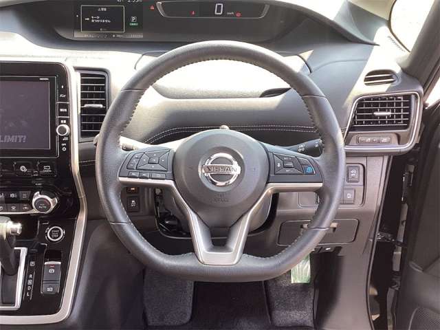 日産 セレナ ２．０ ハイウェイスター Ｖセレクション H30年 (近畿) 99