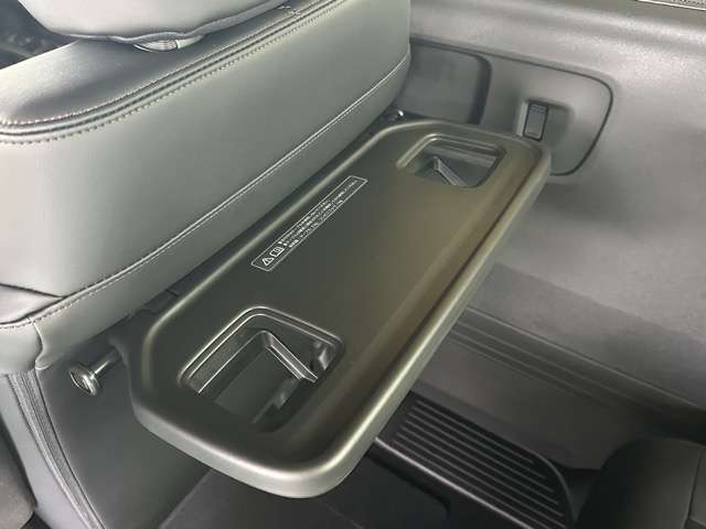 ホンダ Ｎ　ＢＯＸ カスタム ６６０ ターボ R8年 () 99