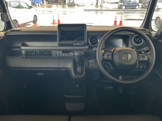 ホンダ Ｎ　ＢＯＸ カスタム ６６０ ターボ R8年 () 99